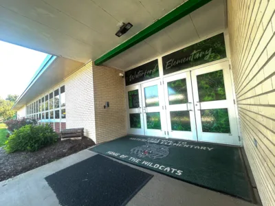 Waterford Elementary reopening Monday, mold testing results released